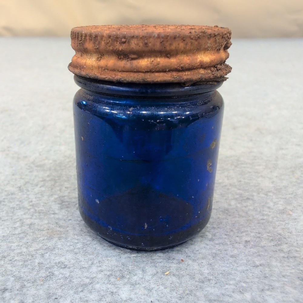 Vintage Vicks VapoRub Cobalt Blue Glass Jar with Rusty Metal Lid‎